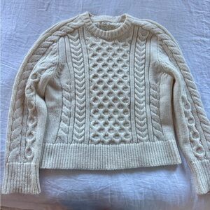 Abercrombie & Fitch Ivory Cable Knit Sweater
